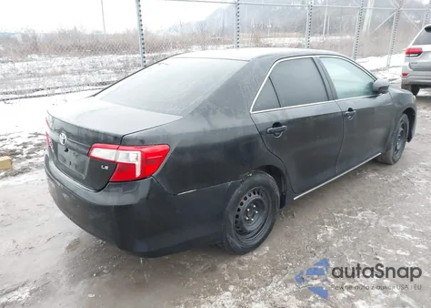 2012 Toyota Camry Le z USA, uszkodzony, nr VIN 4T1BF1FK8CU037814